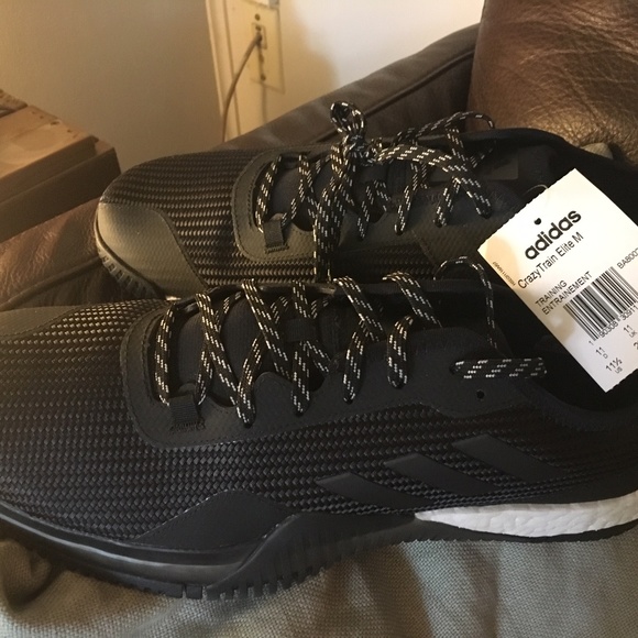 Adidas running shoes (Men's size US 11.5) - Picture 1 of 1